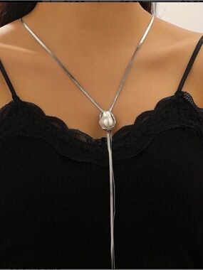 Silver Lariat Baroque Faux Pearl Necklace NWT